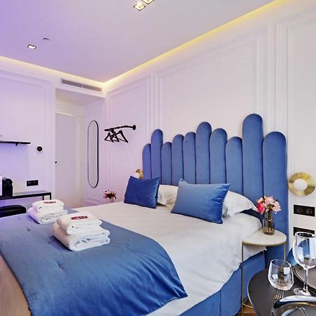 Private Suite With Jacuzzi - 2P - Rivoli Paris Exterior photo