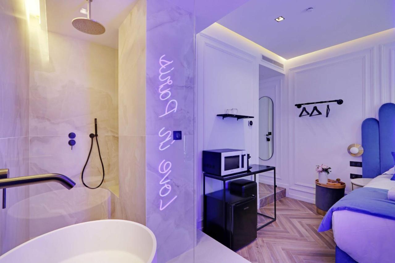 Private Suite With Jacuzzi - 2P - Rivoli Paris Exterior photo